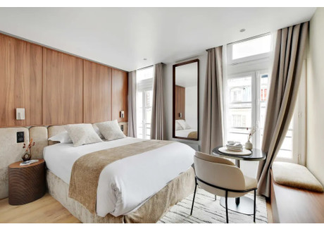 Mieszkanie do wynajęcia - Rue Saint-Dominique Paris, Francja, 16 m², 2412 USD (10 082 PLN), NET-99672663