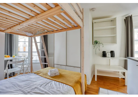 Mieszkanie do wynajęcia - Rue Truffaut Paris, Francja, 19 m², 1562 USD (6403 PLN), NET-99769855