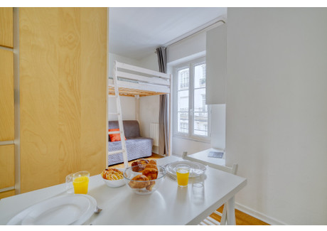 Mieszkanie do wynajęcia - Rue Truffaut Paris, Francja, 19 m², 1577 USD (6451 PLN), NET-99843402