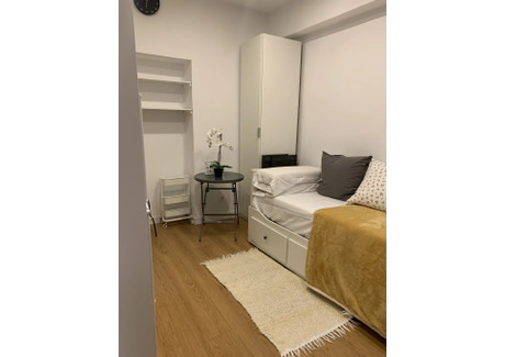 Mieszkanie do wynajęcia - Calle de Coslada Madrid, Hiszpania, 30 m², 1754 USD (7281 PLN), NET-90902695