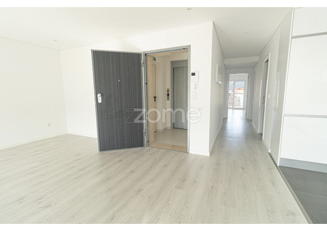 Mieszkanie na sprzedaż - Seixal, Portugalia, 63 m², 301 594 USD (1 236 536 PLN), NET-98041592