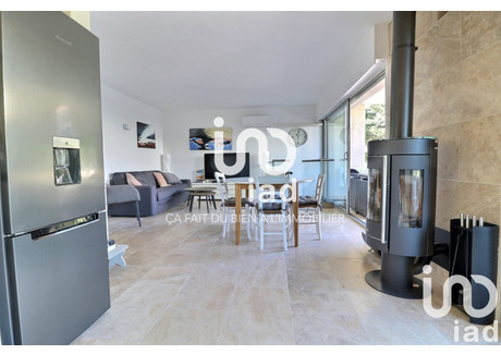 Mieszkanie na sprzedaż - Saint-Cyr-Sur-Mer, Francja, 60 m², 562 374 USD (2 159 516 PLN), NET-101079037