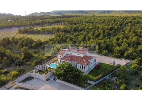 Dom na sprzedaż - Šibenik-Knin County Chorwacja, 290 m², 742 109 USD (3 035 224 PLN), NET-97333896