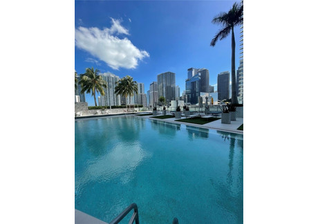 Mieszkanie do wynajęcia - 90 SW 3rd St Miami, Usa, 75,62 m², 3500 USD (13 405 PLN), NET-100824837