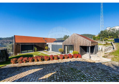 Dom na sprzedaż - Braga, Guimarães, São Torcato, Portugalia, 347 m², 1 159 895 USD (4 743 969 PLN), NET-95141509