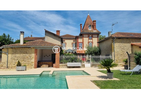 Dom na sprzedaż - Aire-Sur-L'adour, Francja, 648 m², 723 660 USD (2 851 220 PLN), NET-91609909