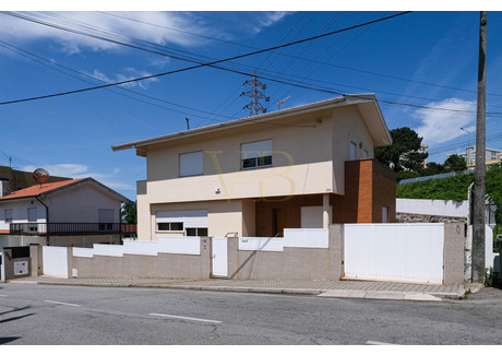 Dom na sprzedaż - Porto, Vila Nova De Gaia, Santa Marinha E São Pedr, Portugalia, 161 m², 596 534 USD (2 350 343 PLN), NET-97401870