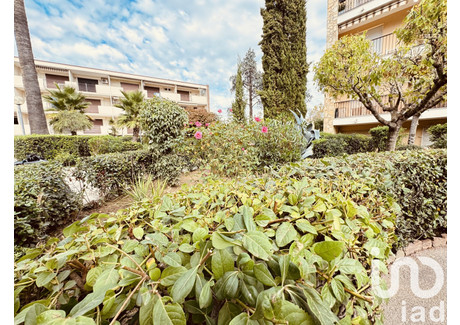 Mieszkanie na sprzedaż - Sainte-Maxime, Francja, 41 m², 244 913 USD (1 001 694 PLN), NET-101552335