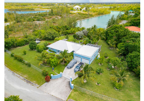 Dom na sprzedaż - 15 Bermuda Close Grand Bahama, Bahamy, 260,13 m², 515 000 USD (2 111 500 PLN), NET-100810741