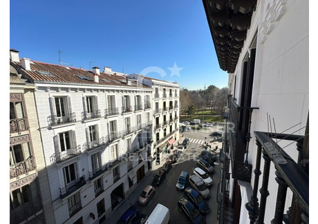 Dom na sprzedaż - Madrid, Madrid, Retiro, Jerónimos Madrid, Madrid, Retiro, Jerónimos Ma Madrid, Hiszpania, 238,95 m², 4 562 257 USD (18 340 273 PLN), NET-100838777