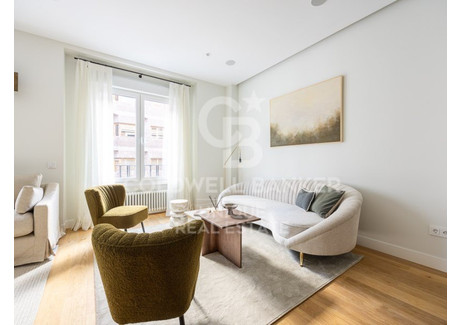 Dom na sprzedaż - Madrid, Madrid, Barrio de Salamanca, Castellana Madrid, Madrid, Barrio Madrid, Hiszpania, 227,98 m², 4 169 856 USD (17 054 710 PLN), NET-94876225