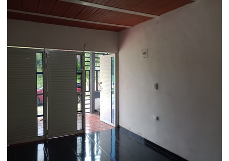 Dom na sprzedaż - Calle 3a Bis #15 A sur 21, Jamundí, Valle del Cauca, Colombia Jamundí, Kolumbia, 72 m², 50 635 USD (198 490 PLN), NET-99623474