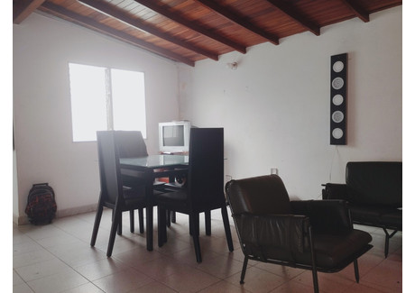 Dom na sprzedaż - San Bernardo, Medellín, Belén, Medellin, Antioquia, Colombia Medellín, Kolumbia, 75 m², 71 113 USD (291 563 PLN), NET-98482303