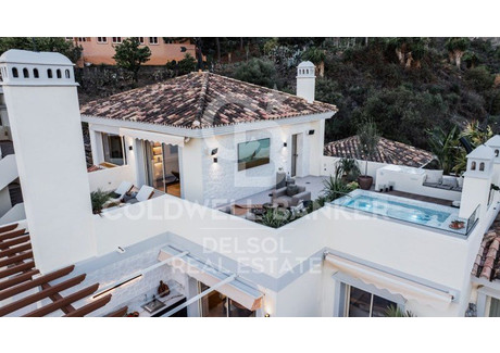 Mieszkanie na sprzedaż - Málaga, Marbella, Nueva Andalucía, La Cerquill Málaga, Marbella, Nueva Marbella, Hiszpania, 171,96 m², 2 708 269 USD (10 616 413 PLN), NET-94979184