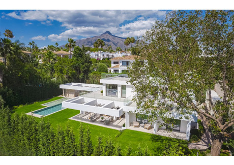 Dom na sprzedaż - Marbella, Hiszpania, 478 m², 6 040 227 USD (24 583 723 PLN), NET-102956074