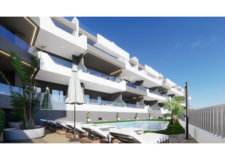 Mieszkanie na sprzedaż - Benijófar, Benijófar Centro Alicante, Hiszpania, 72 m², 412 967 USD (1 585 793 PLN), NET-96350365