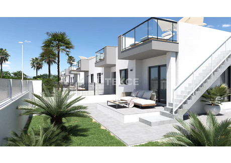 Dom na sprzedaż - Dénia, Dénia Centro Alicante, Hiszpania, 88 m², 286 596 USD (1 160 712 PLN), NET-96825133