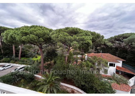 Mieszkanie na sprzedaż - Cavalaire-Sur-Mer, Francja, 34 m², 196 958 USD (807 527 PLN), NET-102999335