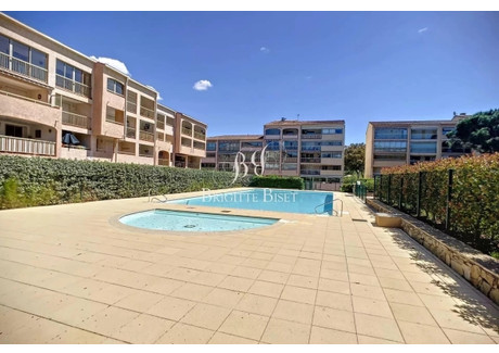 Mieszkanie na sprzedaż - Sainte-Maxime, Francja, 24 m², 200 061 USD (836 256 PLN), NET-101303016