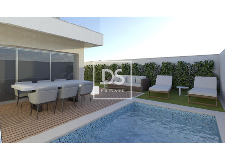 Dom na sprzedaż - Seixal, Portugalia, 180 m², 487 304 USD (1 876 120 PLN), NET-95335620