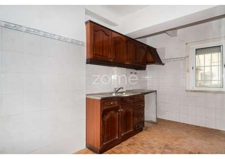 Mieszkanie na sprzedaż - Amadora, Portugalia, 64 m², 228 570 USD (930 278 PLN), NET-102484713