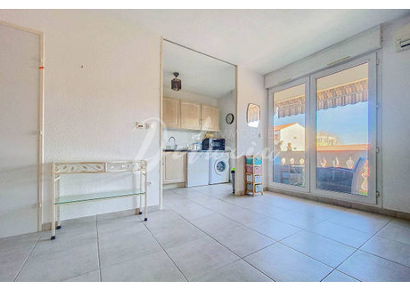 Mieszkanie na sprzedaż - Hyeres, Francja, 49 m², 138 680 USD (557 493 PLN), NET-101193937