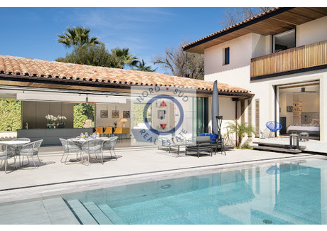 Dom na sprzedaż - Saint-Tropez, Francja, 293 m², 6 201 062 USD (25 424 352 PLN), NET-101829952