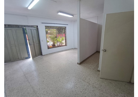 Mieszkanie do wynajęcia - Av. 3e Nte. #43 Norte-25, Cali, Valle del Cauca, Colombia Cali, Kolumbia, 40 m², 216 USD (887 PLN), NET-102375690