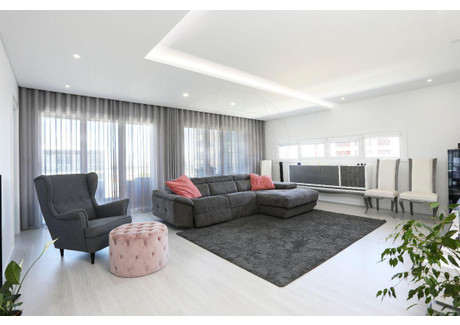 Mieszkanie na sprzedaż - Av. Dr. Salgado Zenha Famões, Portugalia, 253 m², 787 904 USD (3 088 583 PLN), NET-98043007