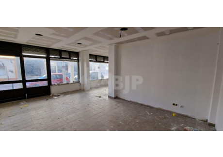 Lokal handlowy na sprzedaż - Pinhal Novo, Portugalia, 309 m², 278 377 USD (1 066 184 PLN), NET-97593059