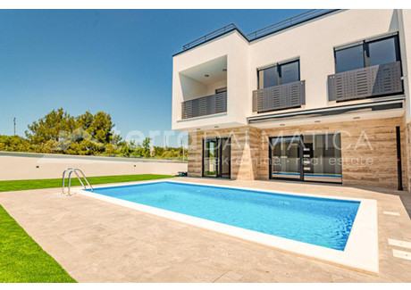 Dom na sprzedaż - Vodice Chorwacja, 126 m², 653 054 USD (2 501 197 PLN), NET-97788010