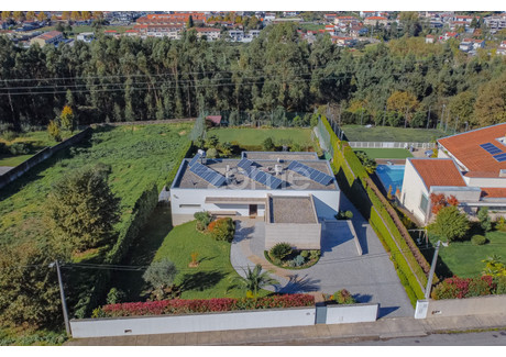 Dom na sprzedaż - Guimaraes, Portugalia, 480 m², 915 017 USD (3 751 568 PLN), NET-96947725