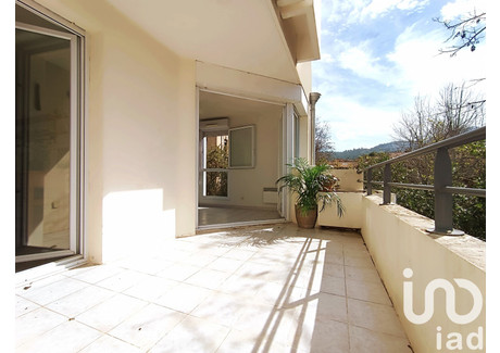 Mieszkanie na sprzedaż - Marseille, Francja, 49 m², 264 707 USD (1 042 946 PLN), NET-96772795