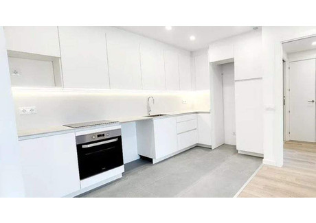 Mieszkanie na sprzedaż - Barcelona, Hiszpania, 83 m², 498 383 USD (2 028 417 PLN), NET-102228746