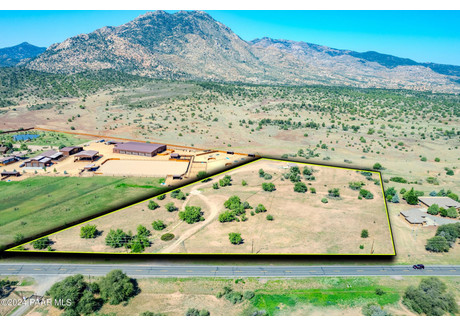 Działka na sprzedaż - 7750 N Williamson Valley Road Prescott, Usa, 33 507,97 m², 720 000 USD (2 764 800 PLN), NET-99580027