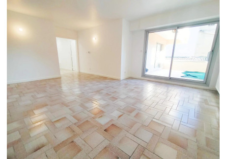 Mieszkanie na sprzedaż - Vallauris, Francja, 68,65 m², 309 010 USD (1 291 660 PLN), NET-100065941