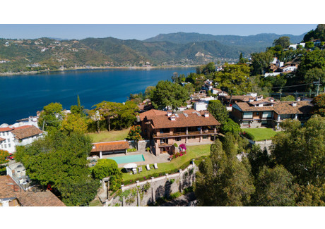 Dom na sprzedaż - VENTA ESPECTACULAR RESIDENCIA EN VALLE DE BRAVO, ROSAS Valle De Bravo, Meksyk, 590,96 m², 2 234 692 USD (9 162 239 PLN), NET-102938576