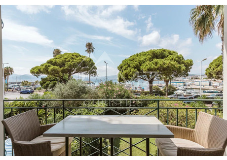 Mieszkanie na sprzedaż - Cannes, Francja, 95 m², 2 105 845 USD (8 570 791 PLN), NET-101909403