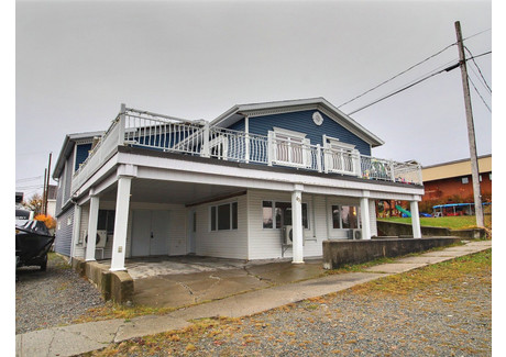 Dom na sprzedaż - 471 11e Avenue, Barraute, QC J0Y1A0, CA Barraute, Kanada, 358 m², 236 696 USD (970 455 PLN), NET-101716293