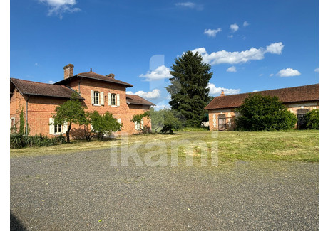 Dom na sprzedaż - Salbris, Francja, 200 m², 1 724 727 USD (6 605 704 PLN), NET-97853483