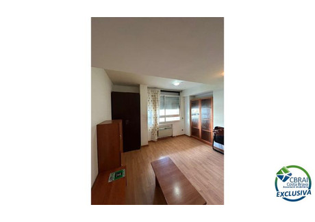 Mieszkanie na sprzedaż - Muga Girona, Hiszpania, 31 m², 114 135 USD (459 966 PLN), NET-97841636