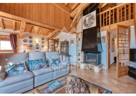 Mieszkanie na sprzedaż - Megeve, Francja, 65,1 m², 780 308 USD (3 199 264 PLN), NET-98019719