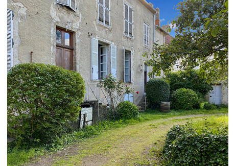 Mieszkanie na sprzedaż - 2, rue des Saintes Maries Semur En Auxois, Francja, 116 m², 139 782 USD (536 764 PLN), NET-98344416