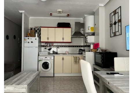 Mieszkanie na sprzedaż - Torrevieja, Hiszpania, 60 m², 113 350 USD (463 603 PLN), NET-101803235