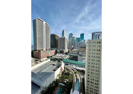 Dom do wynajęcia - 133 2nd Ave Miami, Usa, 93 m², 3100 USD (12 617 PLN), NET-102767484