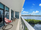 Dom na sprzedaż - 17111 Biscayne Blvd North Miami Beach, Usa, 199 m², 1 749 000 USD (6 698 670 PLN), NET-100267172