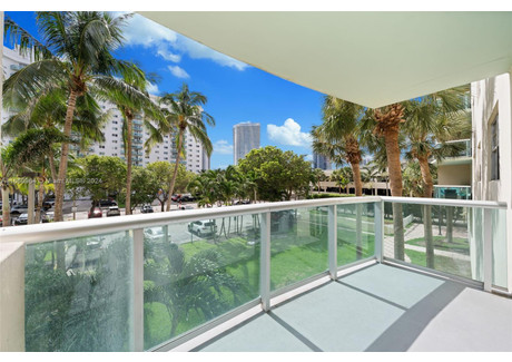 Mieszkanie do wynajęcia - 19390 Collins Ave Sunny Isles Beach, Usa, 141 m², 3000 USD (12 210 PLN), NET-100726970