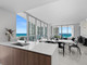 Dom na sprzedaż - 17550 Collins Ave Sunny Isles Beach, Usa, 156 m², 1 699 000 USD (6 965 900 PLN), NET-99259899