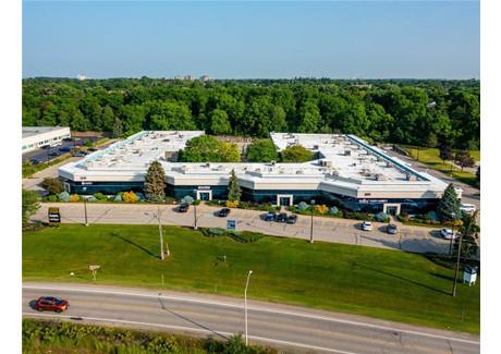 Dom na sprzedaż - 1155 North Service Road Oakville, Kanada, 444 m², 1 755 267 USD (6 757 778 PLN), NET-100152128