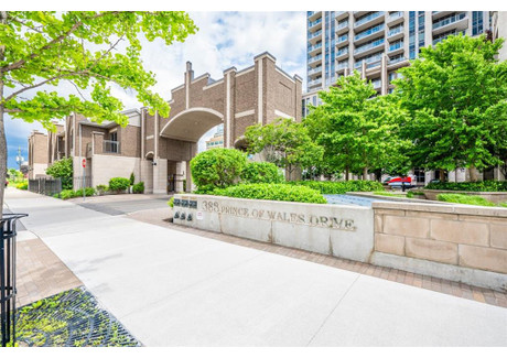 Mieszkanie na sprzedaż - 388 Prince Of Wales Drive Mississauga, Kanada, 89 m², 511 531 USD (2 081 931 PLN), NET-100152752